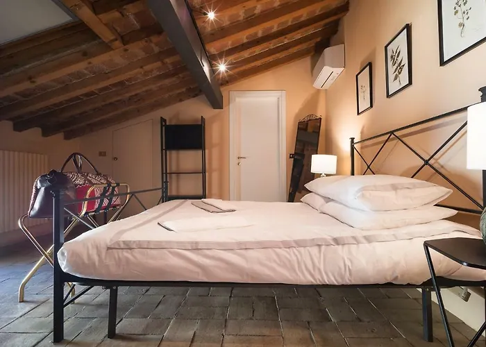 Altabella Rooftop * Bolonha