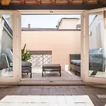 Altabella Rooftop Apartment *